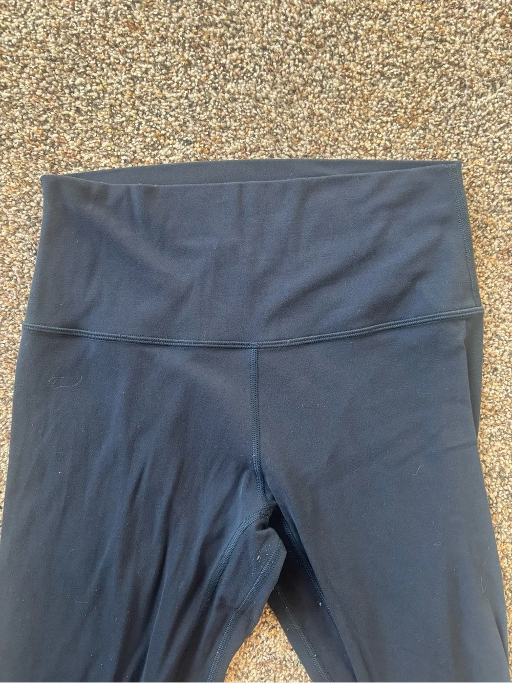Lululemon Black Cropped Align Leggings Size 6 - Picture 2 of 5